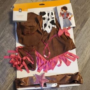 Womens simple Halloween costume cowgirl